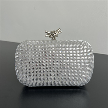 bottega veneta knot crystal-embellished clutch #717622
